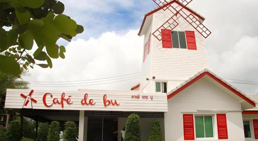 Thada Chateau Hotel Buriram Exterior foto